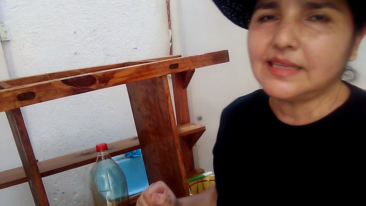 que se le echa ala madera para la polilla